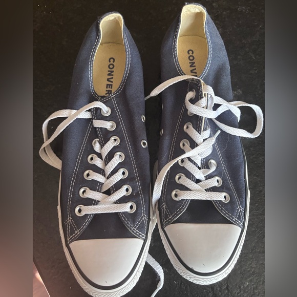 Converse low top navy blue Unisex Sneakers M9 & W11 - Picture 1 of 6